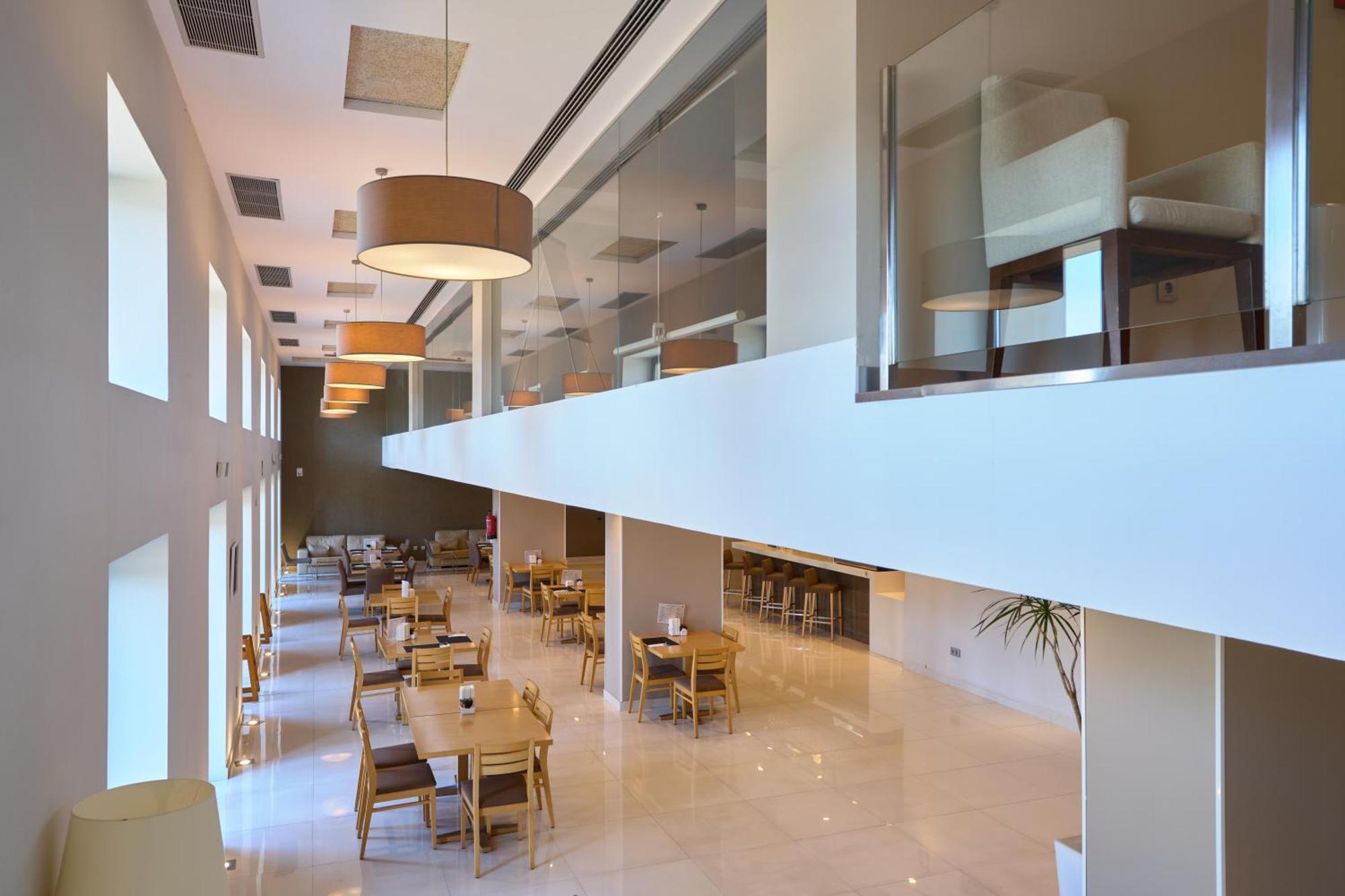 M.A. Hotel Sevilla Congresos, Seville